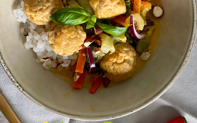 balletjes curry ned logo