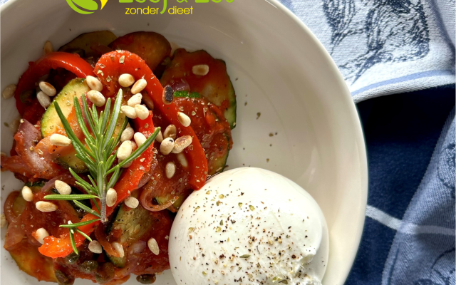 Caponata van gegrilde groenten met burrata
